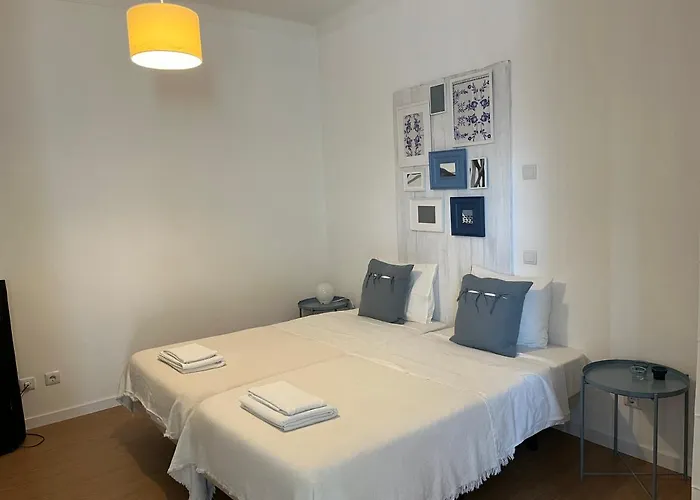 Casa Dos Carvalhos 4* كويمبرا
