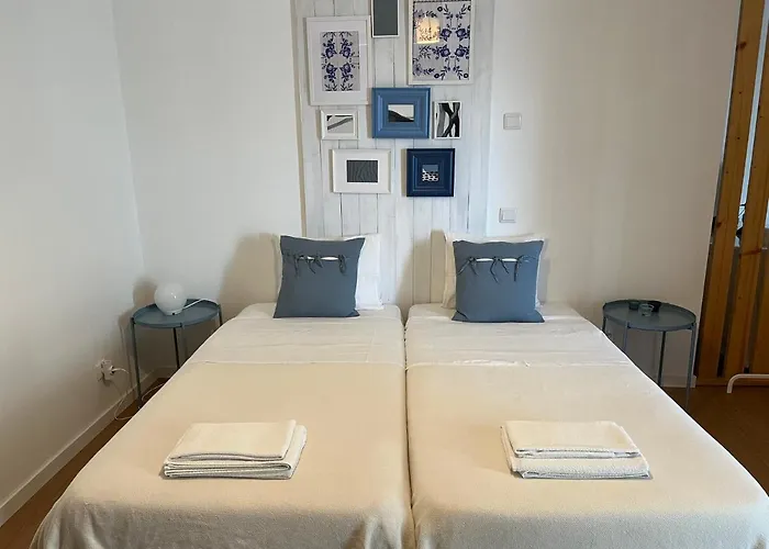 Casa Dos Carvalhos بيت ضيافة