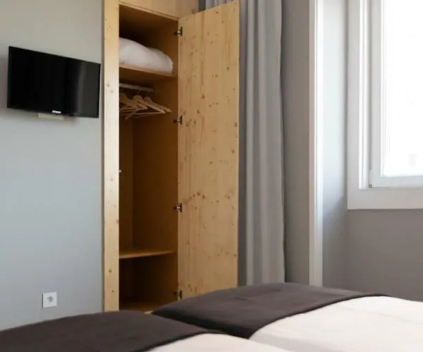 Casa Dos Carvalhos 4* كويمبرا